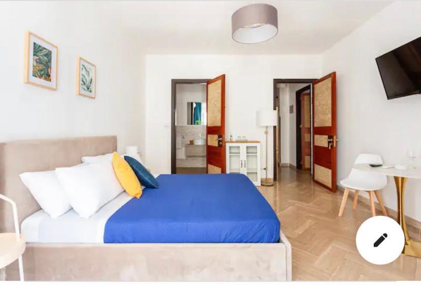 La Dimora Dei Teatri, Luxury Rooms Palermo Bagian luar foto